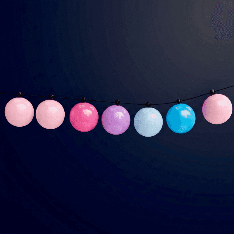 PilaMania Ballongirlande entlang Treppe und Geländer